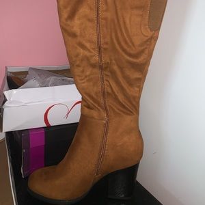 Wide Calf Knee High Boots w/ Box and Taga